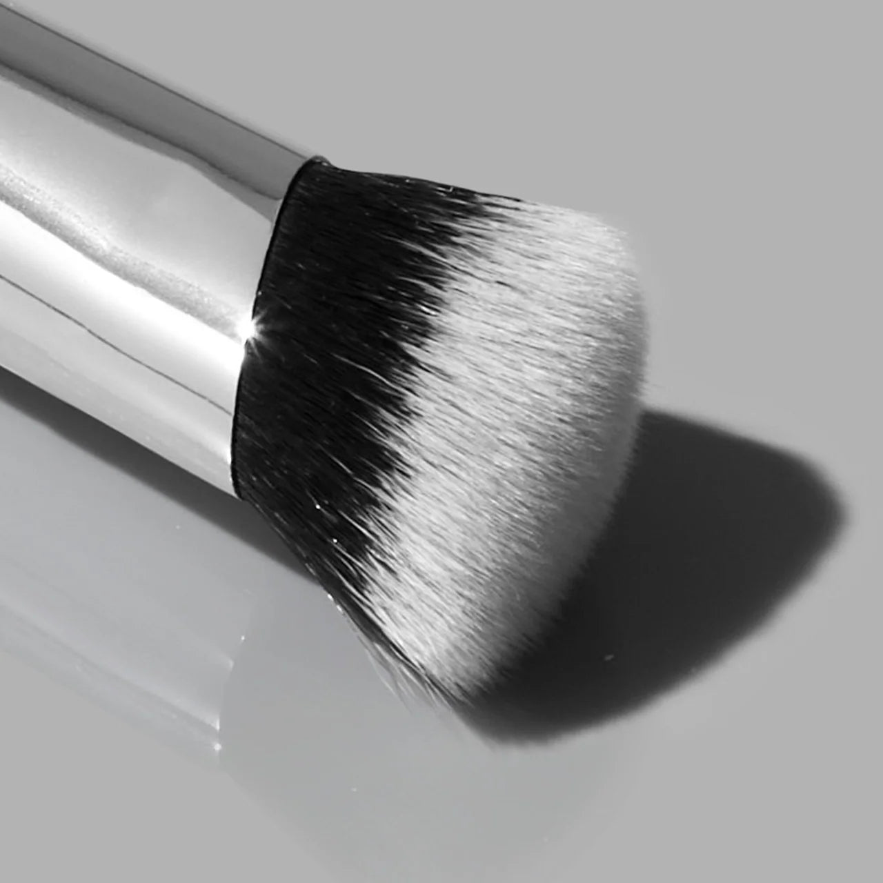 Cruelty-Free Concealer Brush | HAUSLABS