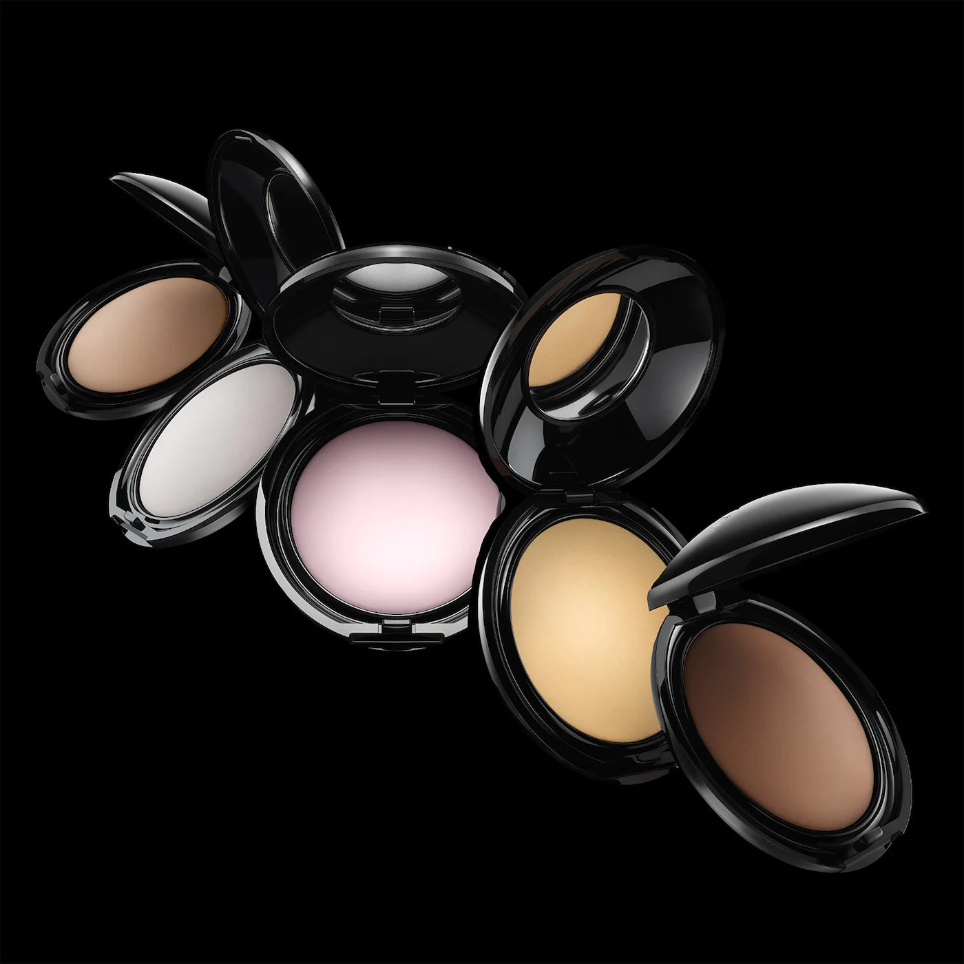 Skin Fetish: Sublime Perfection Blurring Under Eye Powder | PAT MCGRATH
